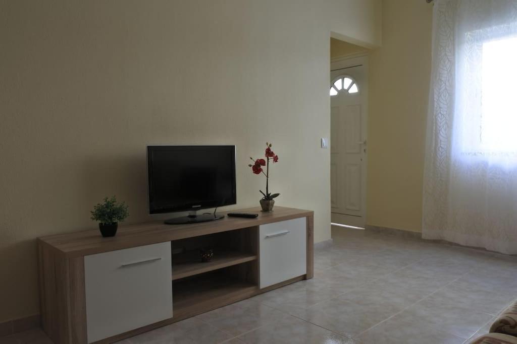 Apartment In The Center Of Carvoeiro With Terrace Exterior photo